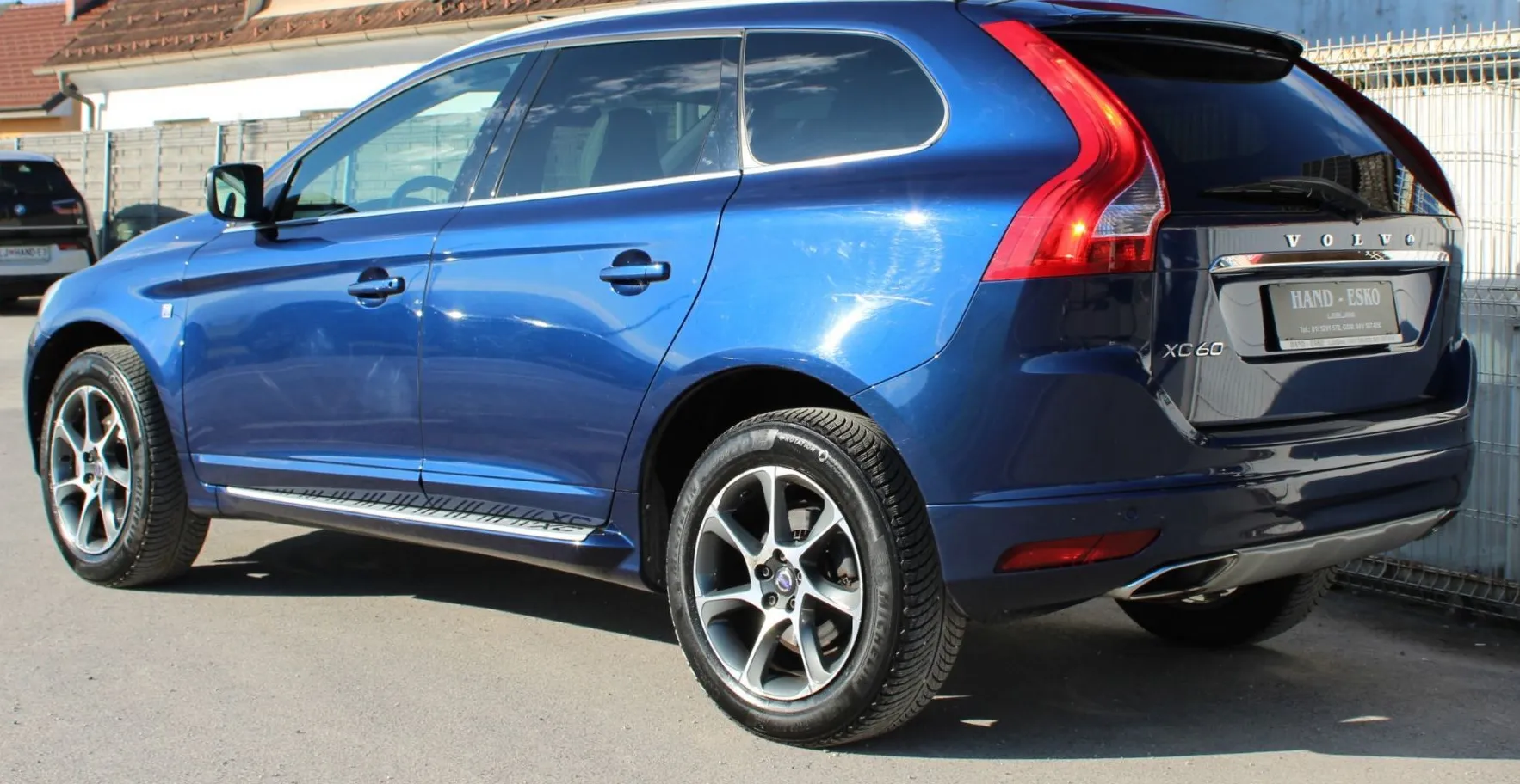 Zunanja slika - Volvo XC60 - D4 AUTO Ocean Race-NAVI-ALU-PDC-GR.SEDEŽEV - 9
