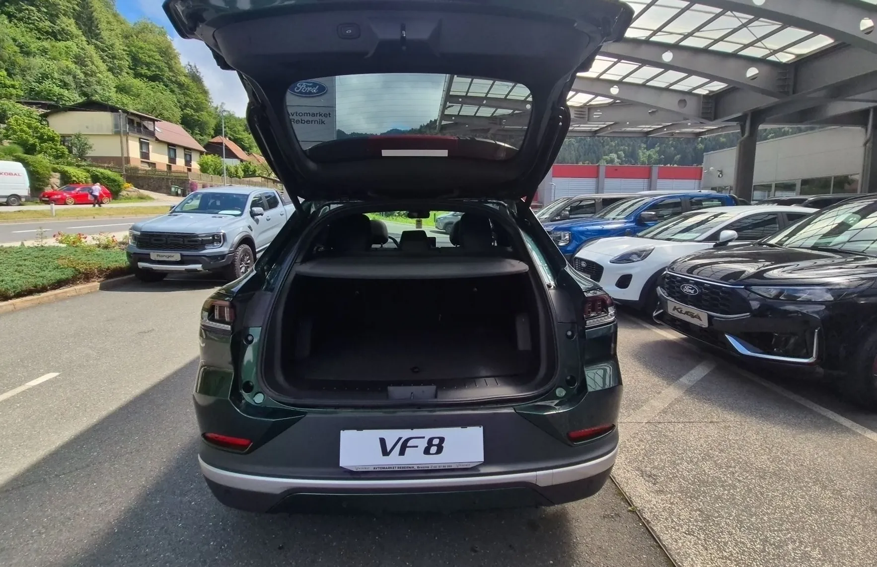 Zunanja slika - Vinfast VF8 - 87.7 kWh AWD Plus 408 PS-GRATIS 22KW POLNILNICA - 9