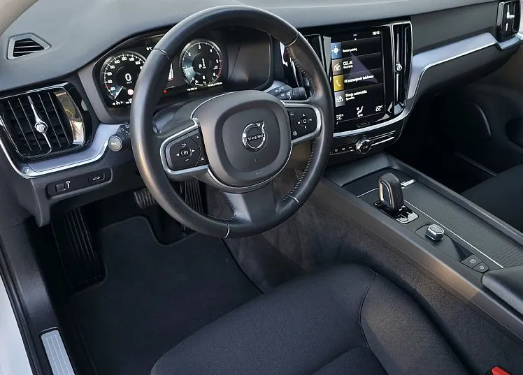Zunanja slika - Volvo V60 - B4D AUT Momentum FULLED•TEMP•VIRTUAL•NAVI•PDC•17C - 5