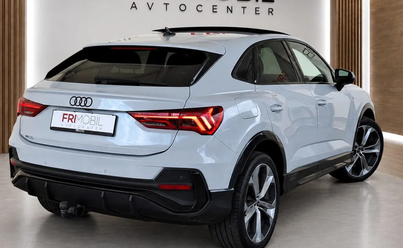 Zunanja slika - Audi Q3 - Sportback 35 TDI S line S tronic•PANO•KAM360•AMBIENT•VL.KLJU - 3