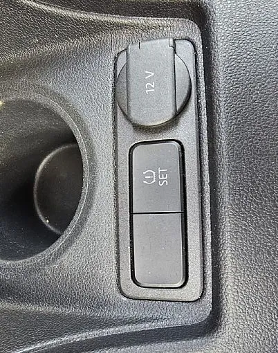 Zunanja slika - Škoda Citigo - 1.0 Ambition 60KM klima ABS ESP MP3 EL.PAKET - 11