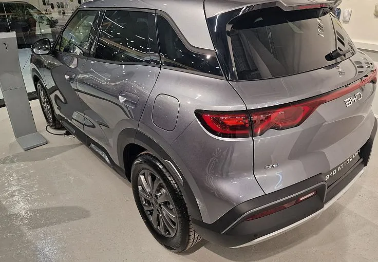 Zunanja slika - BYD ATTO 2 - DM-i BOOST PHEV 156kW baterija18kWh- doseg 1000 km - 2
