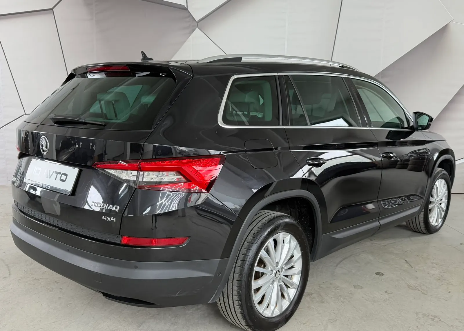 Zunanja slika - Škoda Kodiaq - 4x4 2,0 TDI Scout DSG - 4