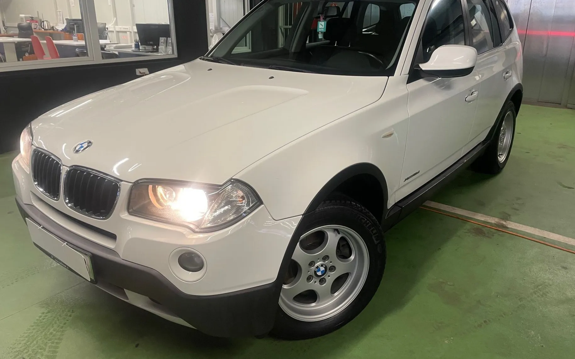 Zunanja slika - BMW X3 - serija : xDrive 18d 105 KW TEMPOMAT. VLEČNA NAPRAVA - 2
