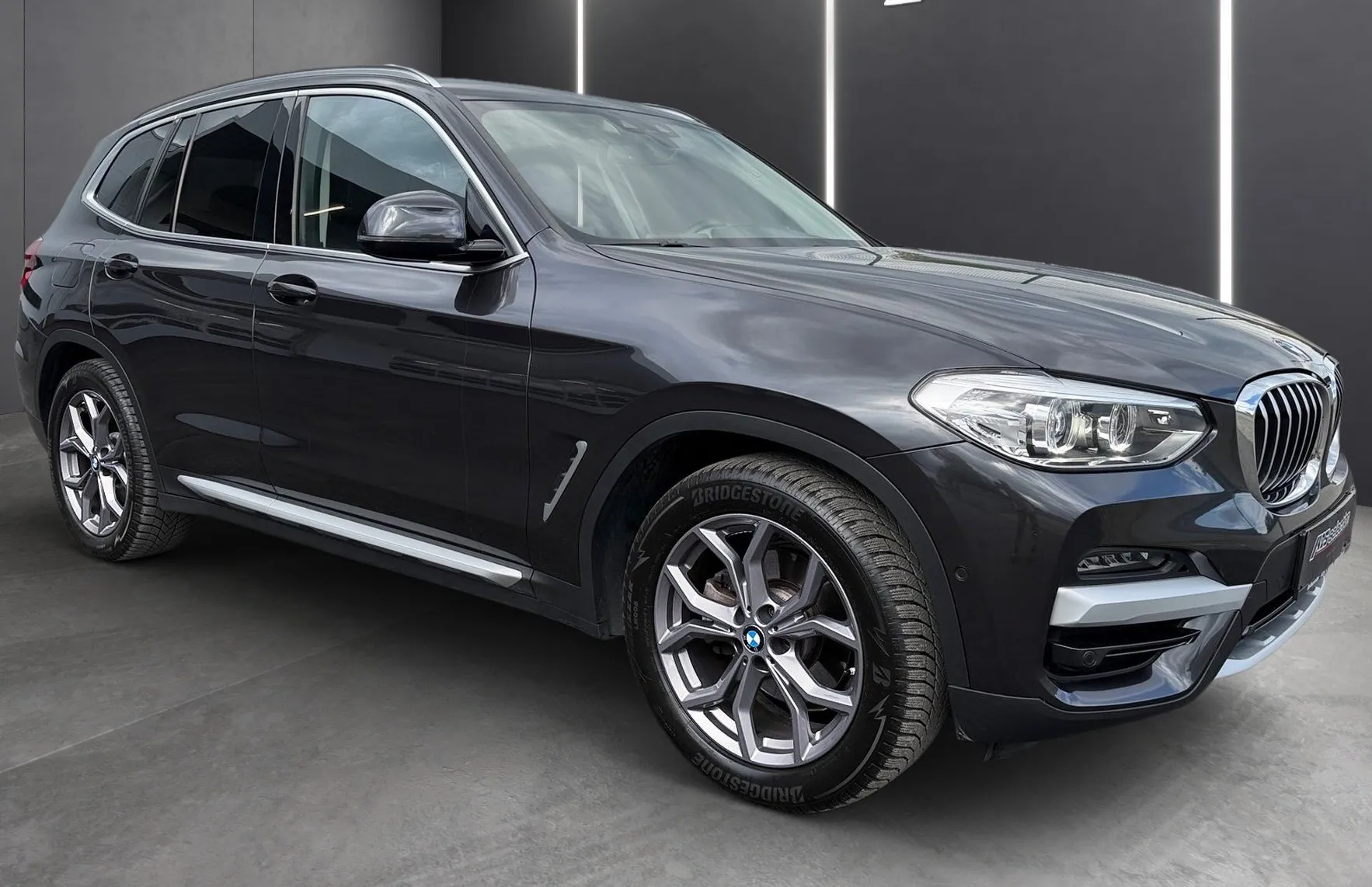 Zunanja slika - BMW X3 - serija :  xDrive 20d xLine Avt.-SLO-Kljuka-PDC-Kamera-Nav - 2