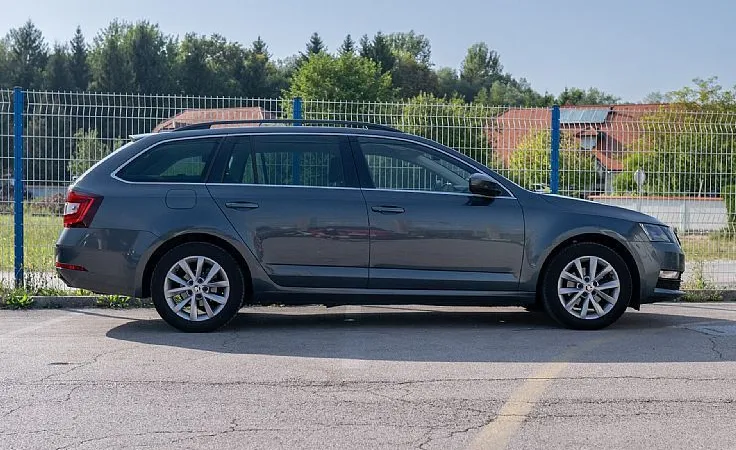 Zunanja slika - Škoda Octavia - 1.6 TDI Style DSG - 4