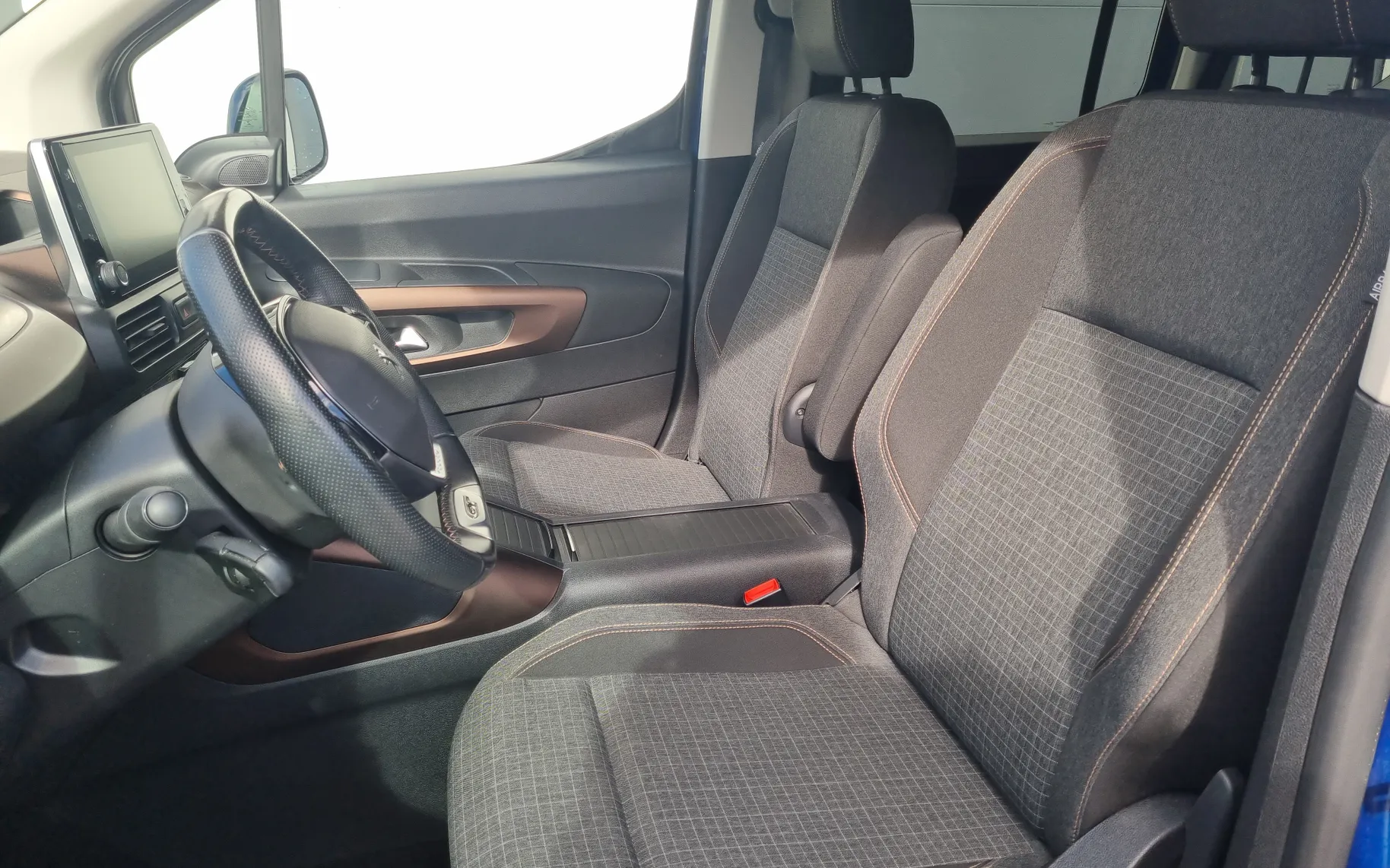 Zunanja slika - Peugeot Rifter - 1.5 HDI  GT - 6