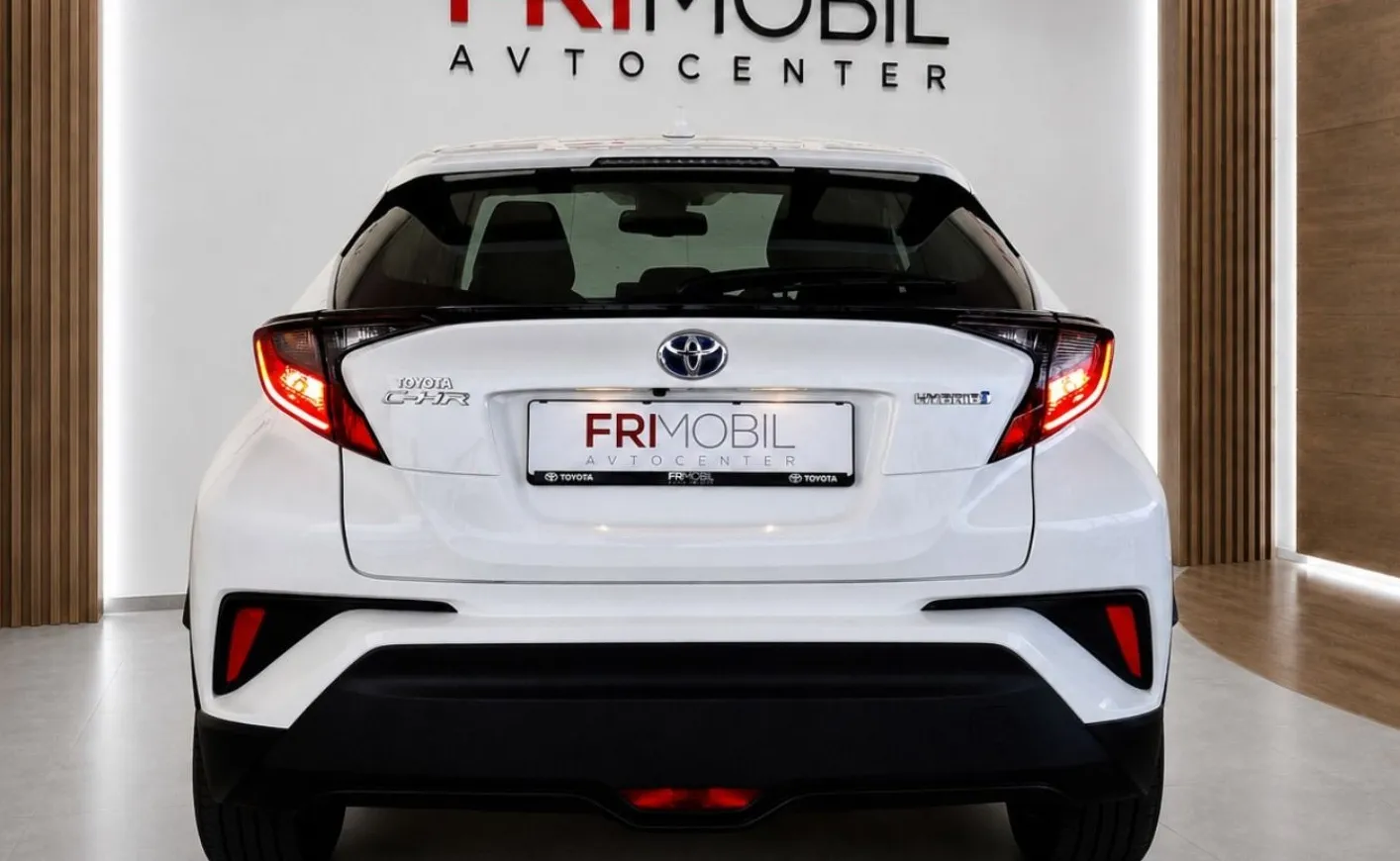 Zunanja slika - Toyota C-HR - 1.8 hibrid HEV C-ENTER SMART... - 6