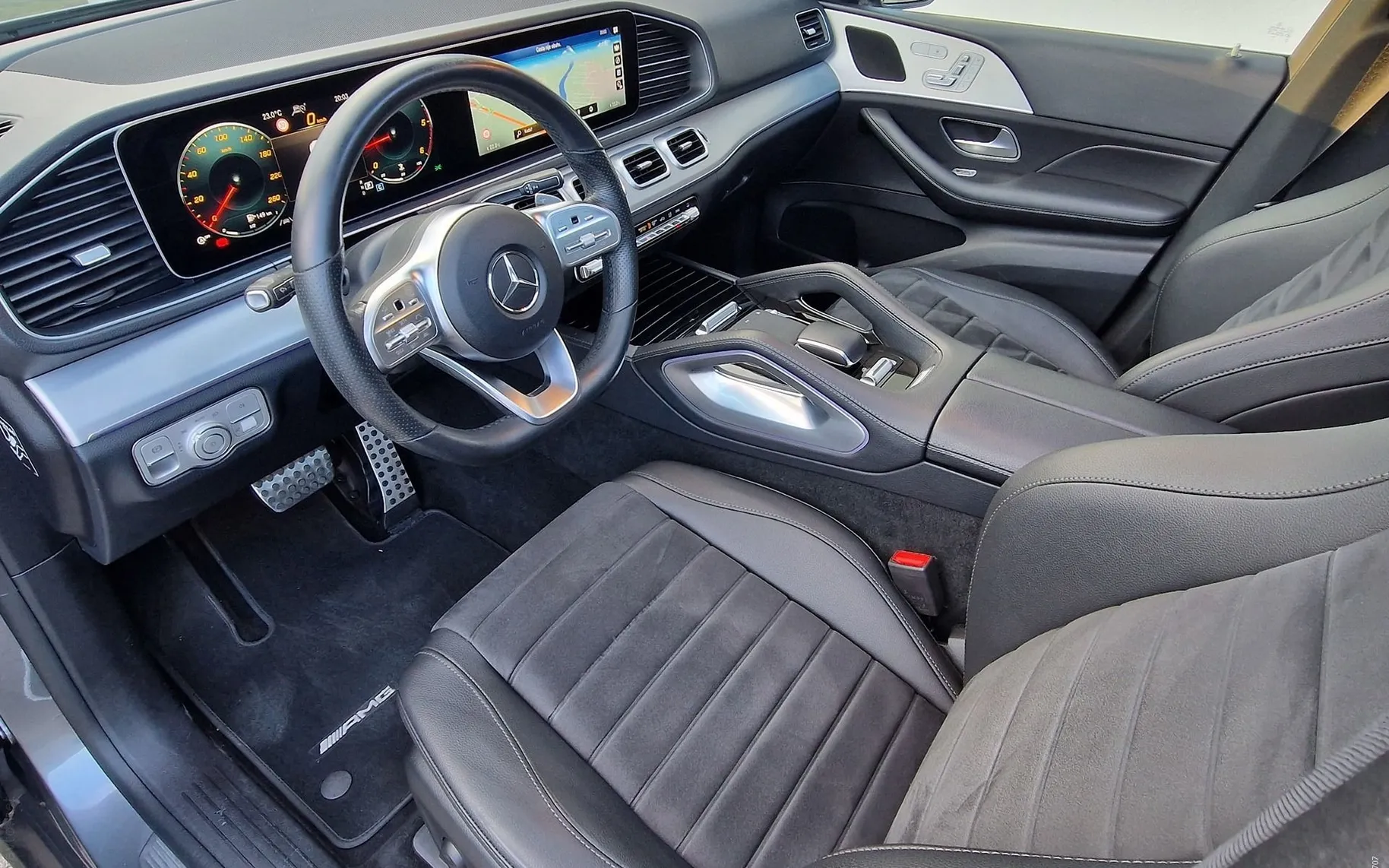 Zunanja slika - Mercedes-Benz GLE-Razred - 300D-4MATIC-AMG-PANORAMA-ZRAČNO-360KAMERE-21COL - 5