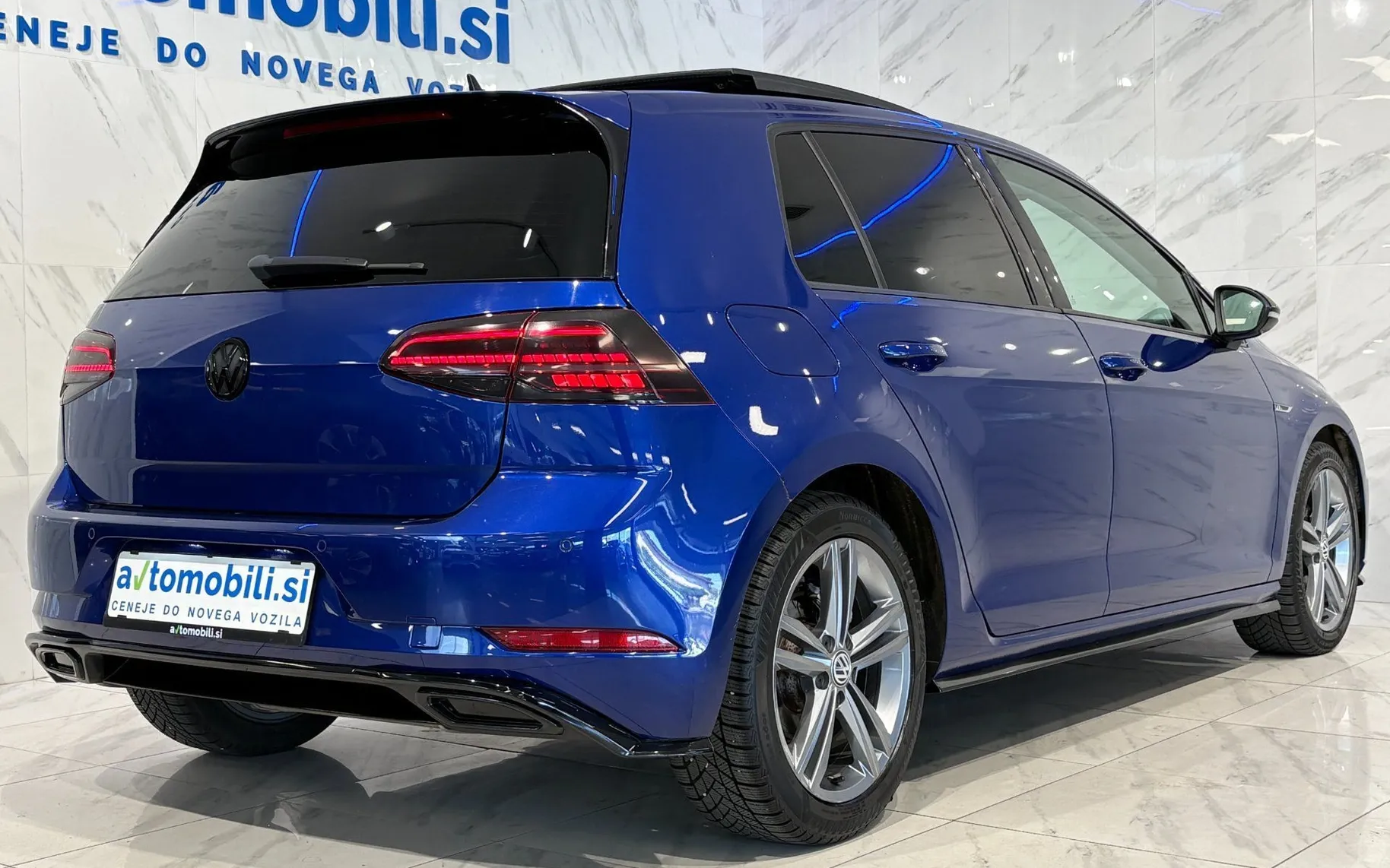 Zunanja slika - Volkswagen Golf - 1.6 TDI  R-Line - Pano - ACC - Virtual - PDC - S - 4