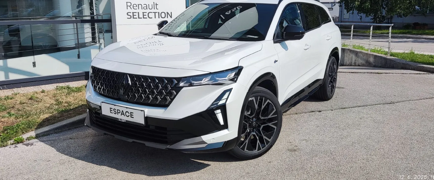 Zunanja slika - Renault Espace - E-Tech 200 Esprit Alpine - 1
