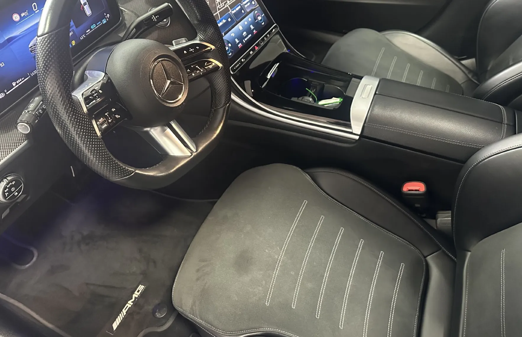 Zunanja slika - Mercedes-Benz C-Razred - C 200 T AMG Line Avt..KAMERA.USNJE.NAVI.PANORAMA - 4