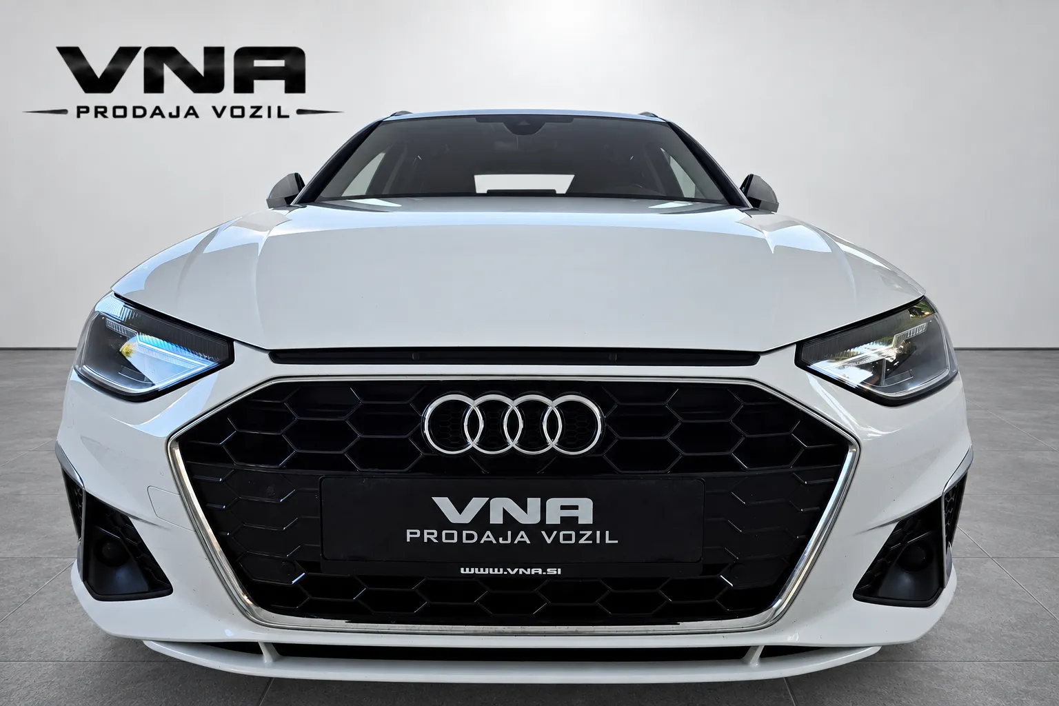 Zunanja slika - Audi A4 Avant - TDI S-LINE |KAMERA|TEMPOMAT|AMBIENT|B O|TOP|NAVI| - 2