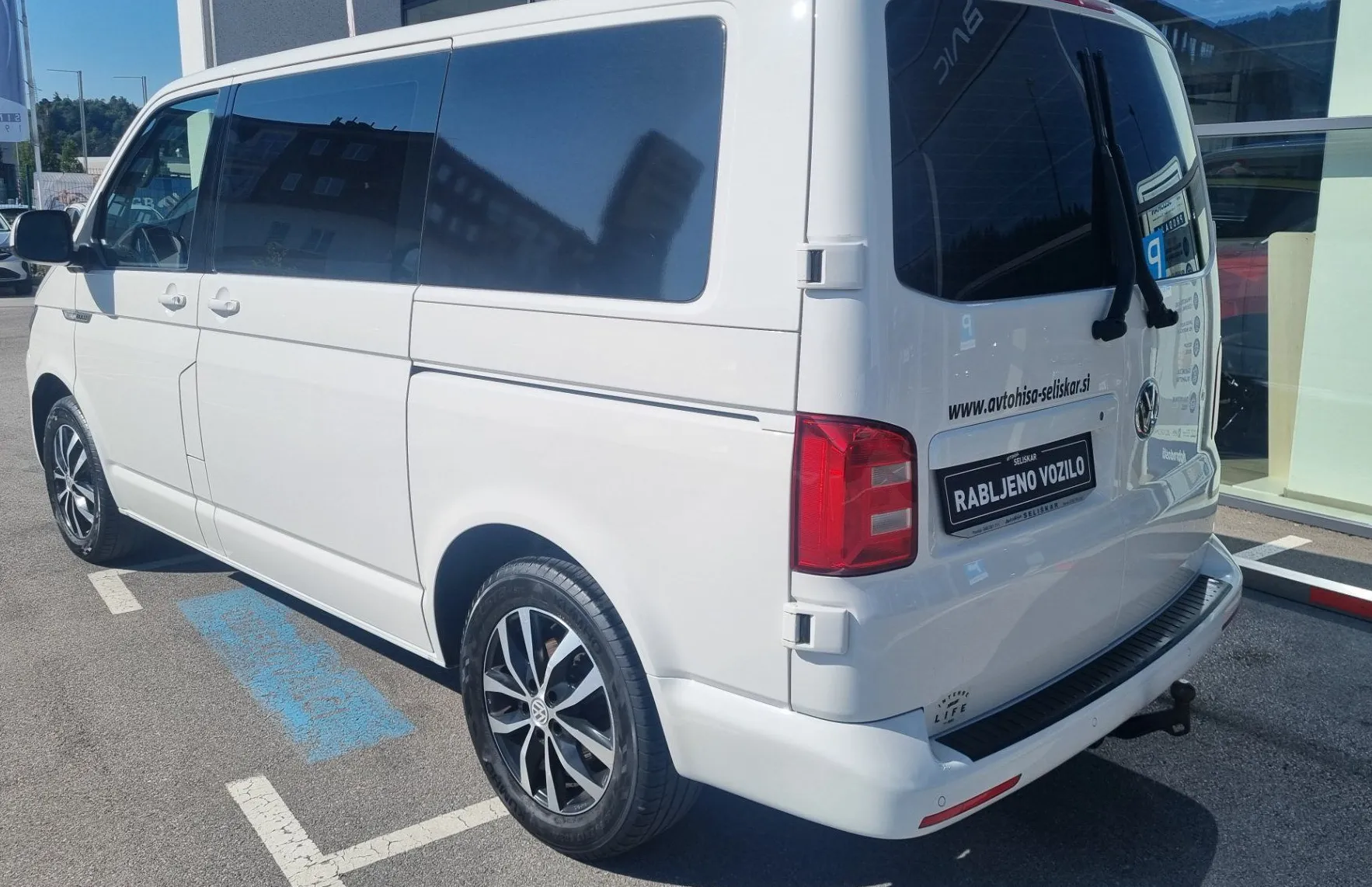 Zunanja slika - VW Multivan - 2.0 TDI DSG - SLOVENSKI+2. LASTNIK+VLEČNA KLJUKA - 6