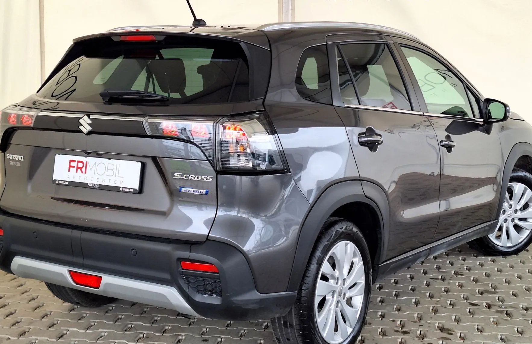 Zunanja slika - Suzuki SX4 S-Cross - 1.4 MHEV 4WD PREMIUM•KAMERA•PARK.SENZORJI•SLO• - 3