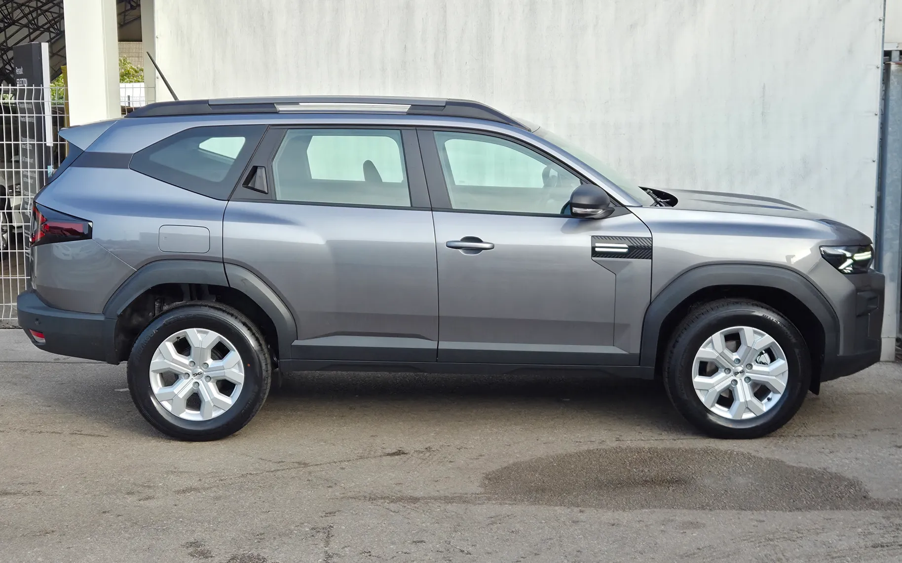 Zunanja slika - Dacia Bigster - Essential mild hybrid 140 +Zasilno rezervno kolo - 5
