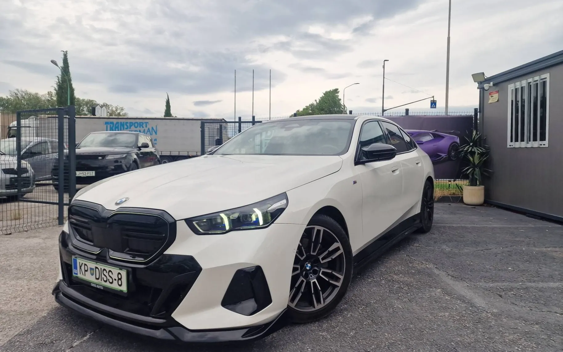 Zunanja slika - BMW serija 5: - 520i Avt. M-SPORT POLOG 5600 - 1