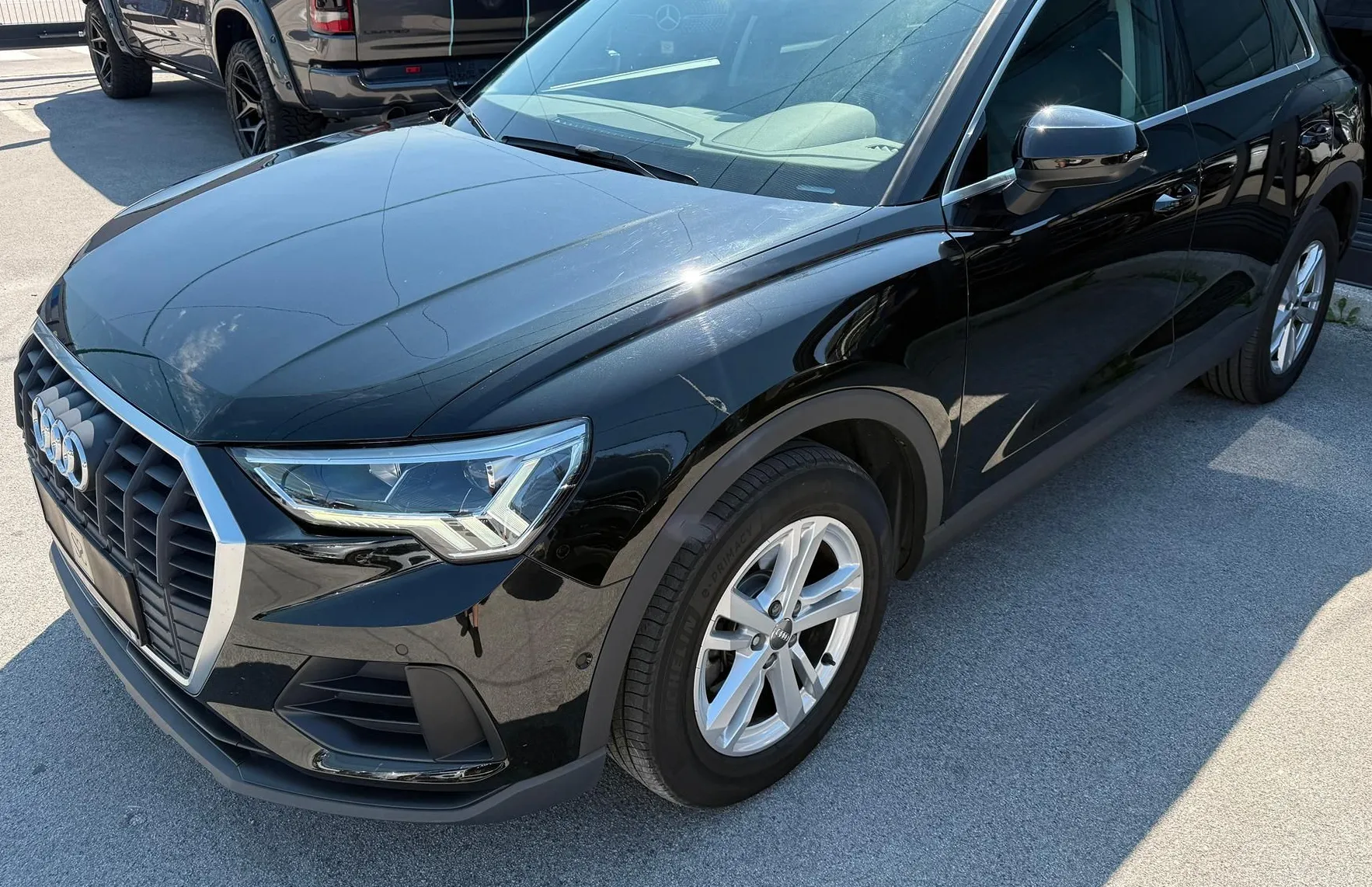 Zunanja slika - Audi Q3 - 35 TDI S tronic Navi Kamera LED LETNO JAMSTVO - 4