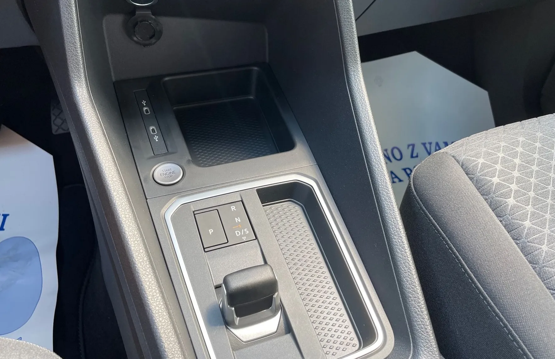 Zunanja slika - Ford Tourneo Connect - TITANIUM 1.5 EcoBoost 115KM A7 L2 7 SEDEŽI - 19