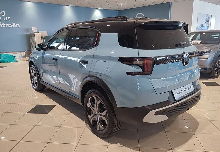 Zunanja slika - Citroën C3 Aircross - PLUS Hybrid145 ëDCS6 + paket zima - 4