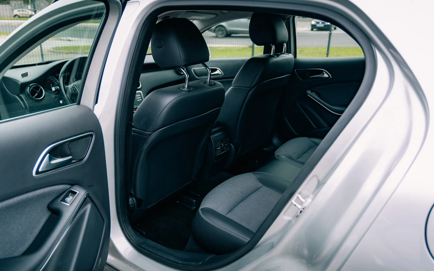 Zunanja slika - Mercedes-Benz GLA-Razred - GLA 200 CDI STYLE - 9