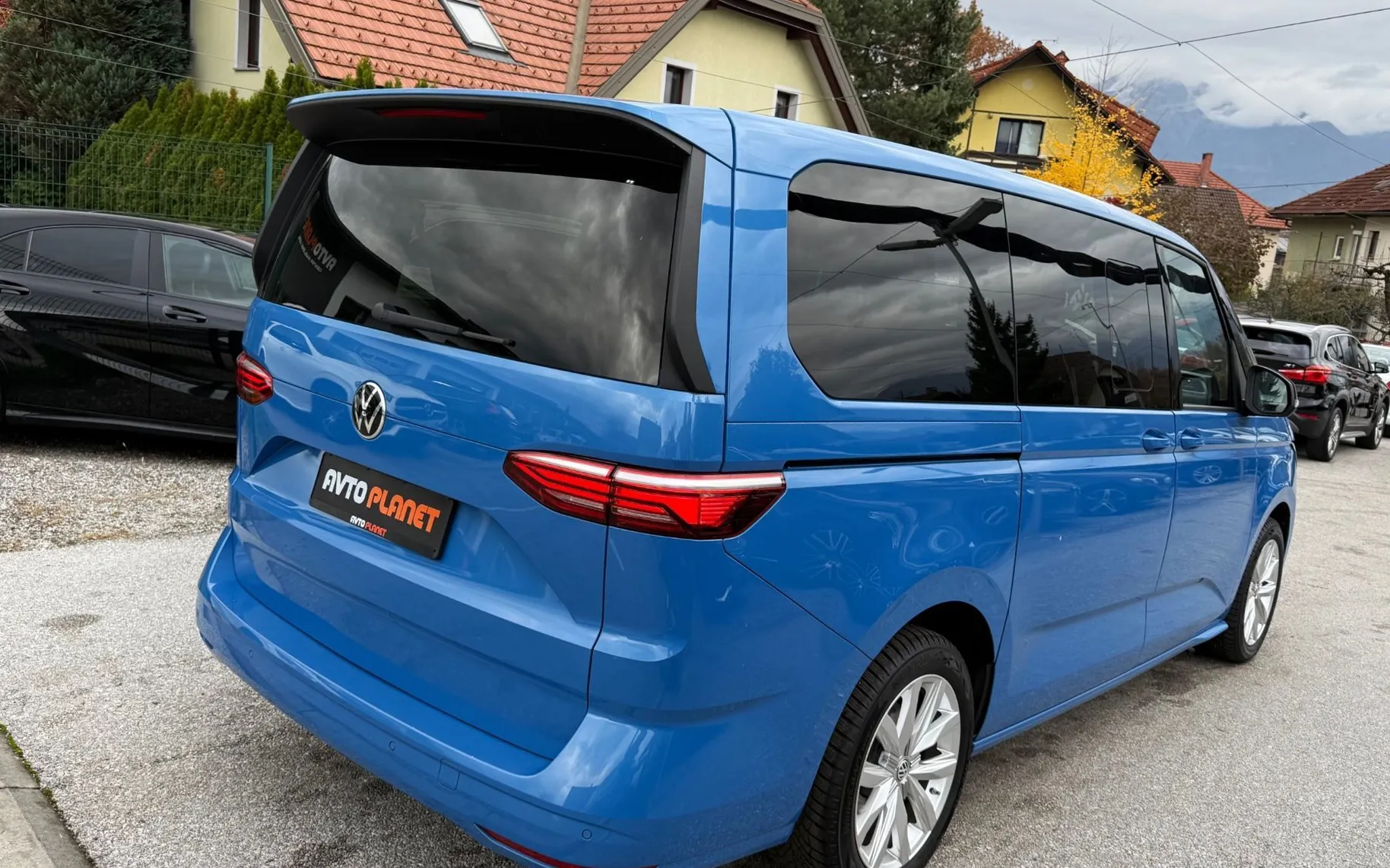 Zunanja slika - Volkswagen Multivan - T7 L2 2.0 TSI AUT. 1.LASTNIK IQ LED 7 SED. KAMERA - 4