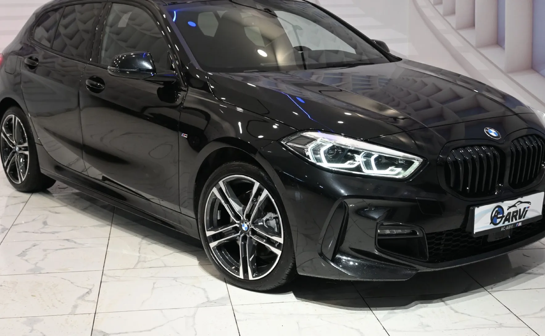 Zunanja slika - BMW Serija 1 - : 118i-M.SPORT-LANE-HARMAN-LED-AMBIENT. - 7