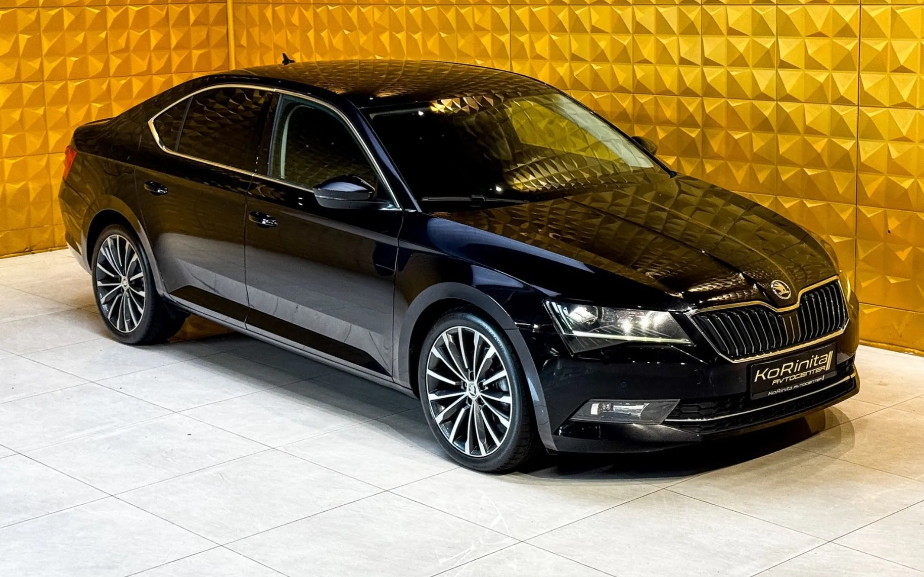 Zunanja slika - Škoda Superb - 4x4 2.0 TDI AVT.-NAV - 2