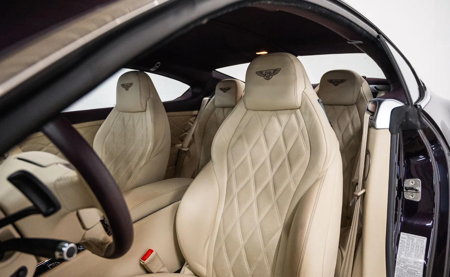 Zunanja slika - Bentley Continental - GT V8 S - 12
