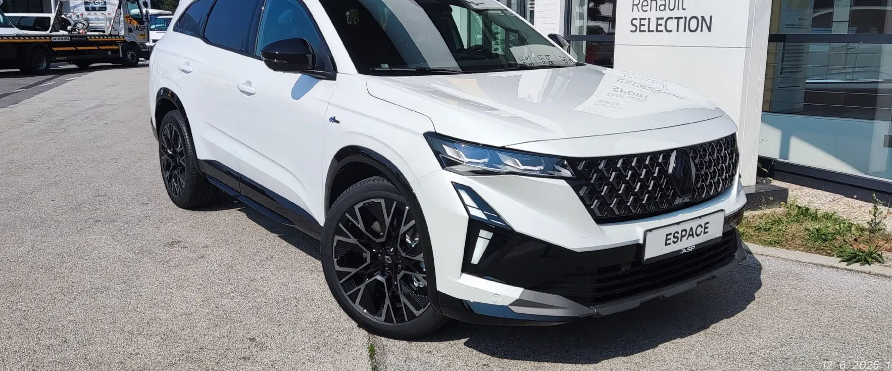 Zunanja slika - Renault Espace - E-Tech 200 Esprit Alpine - 2