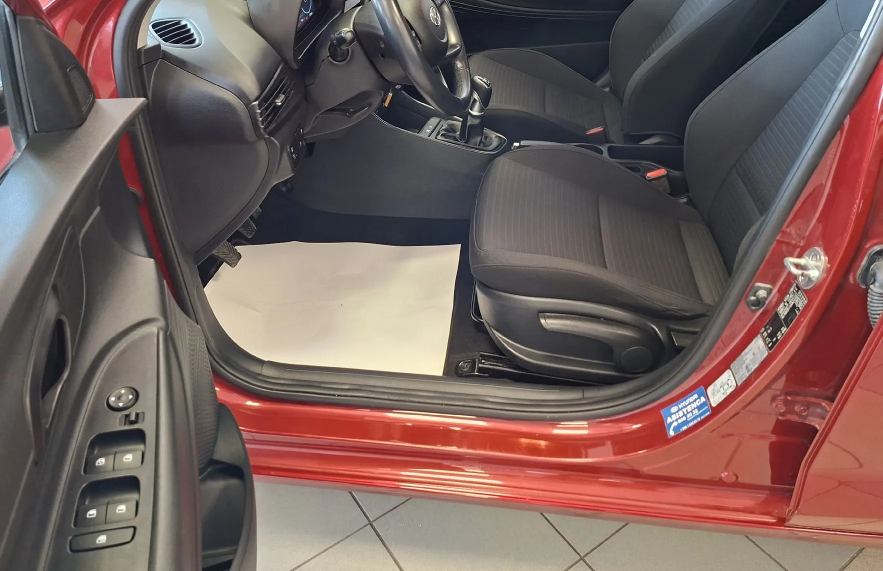 Zunanja slika - Hyundai i20 - 1.0 T-GDI 100 COMFORT-LED-KAMERA-PDC-ODLIČEN- - 15
