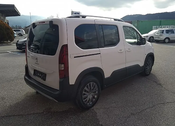 Zunanja slika - Peugeot Rifter - 1.5 BLUEHDI 130  L1 ALLURE -6- - 3