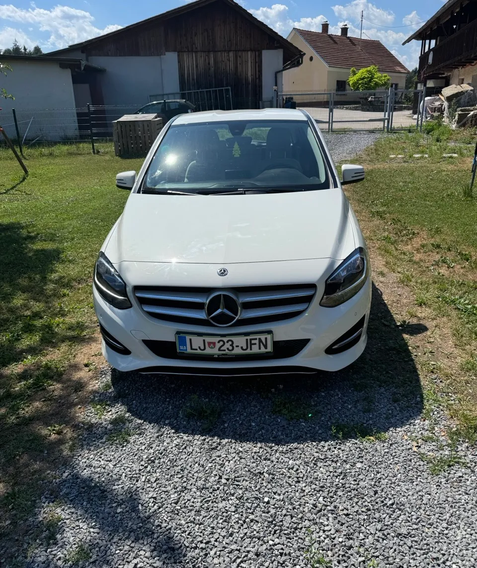 Zunanja slika - Mercedes-Benz B-Razred - B 180 - 1