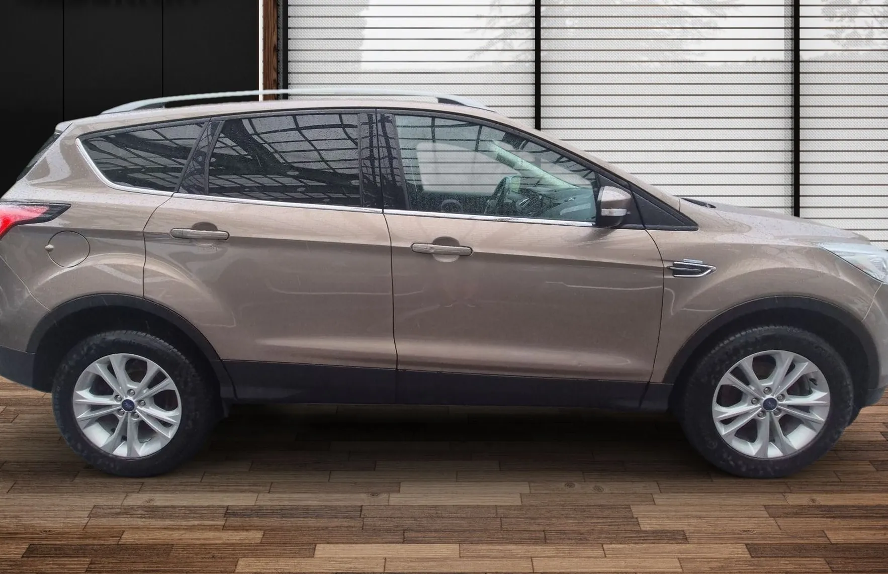 Zunanja slika - Ford Kuga - TITANIUM 1.5 EcoBoost 150PS M6-OGROMNO OPREME - 3