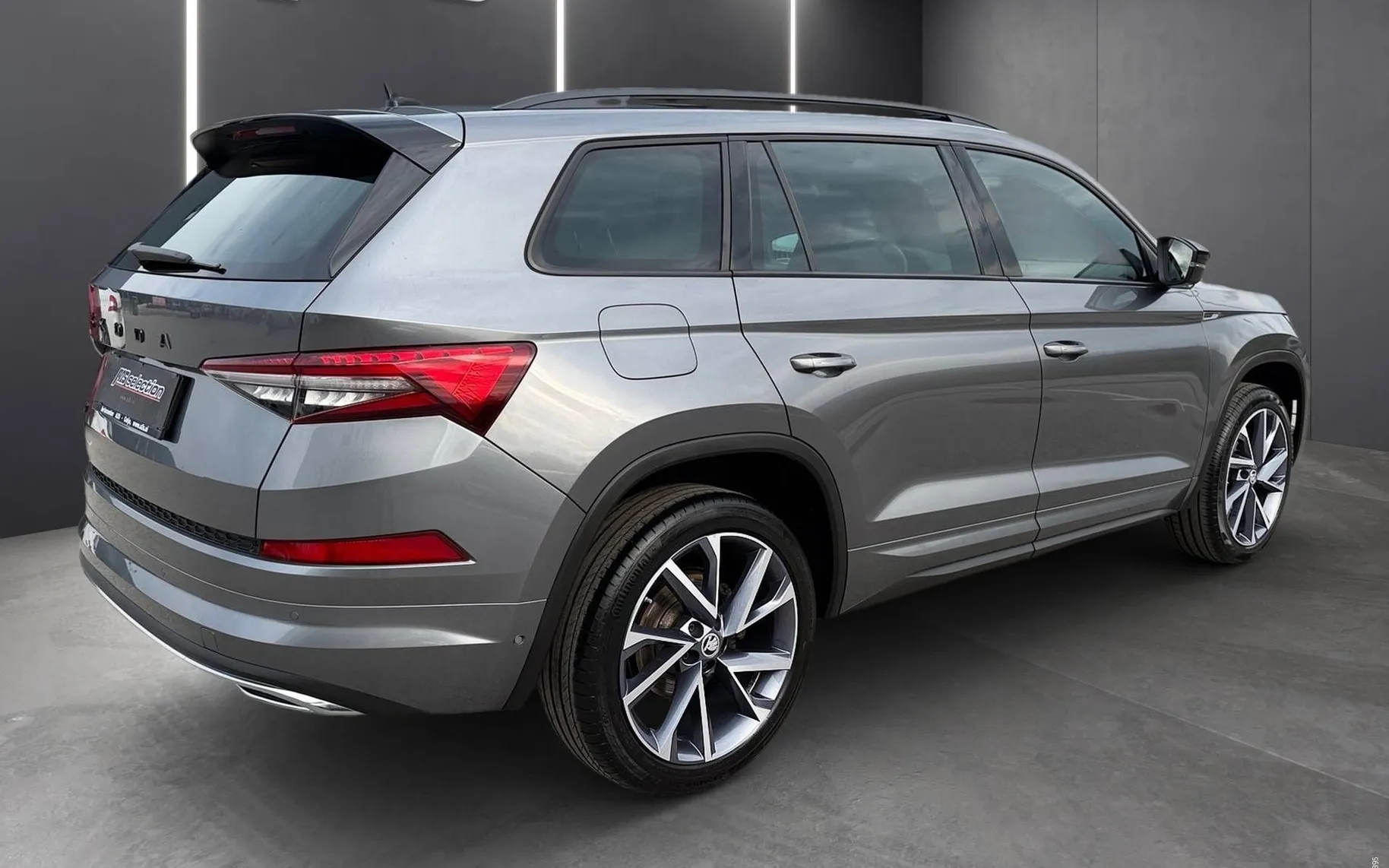 Zunanja slika - Škoda Kodiaq - Sportline 2.0 TDI 110kW DSG-Panorama-Matrix-Usnje - 3