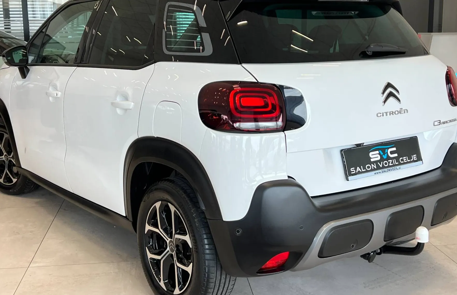 Zunanja slika - Citroën C3 Aircross - 1.2-SHINE-FULL-LED-KAM-MRTVI-KOTI-NAVI-16C - 6