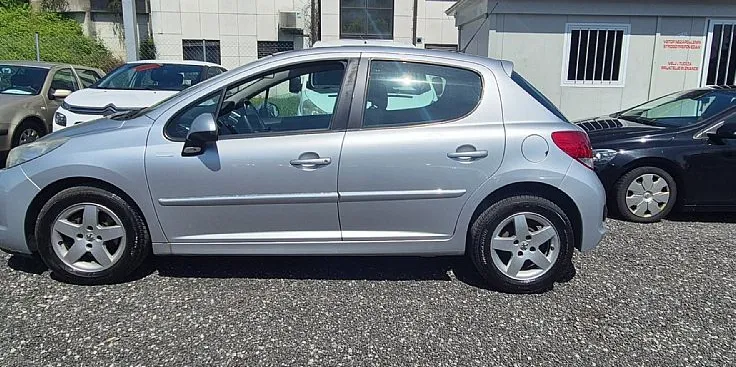 Zunanja slika - Peugeot 207 - Millesim 200 1.4 VTi + BREZ POLOGA - 8