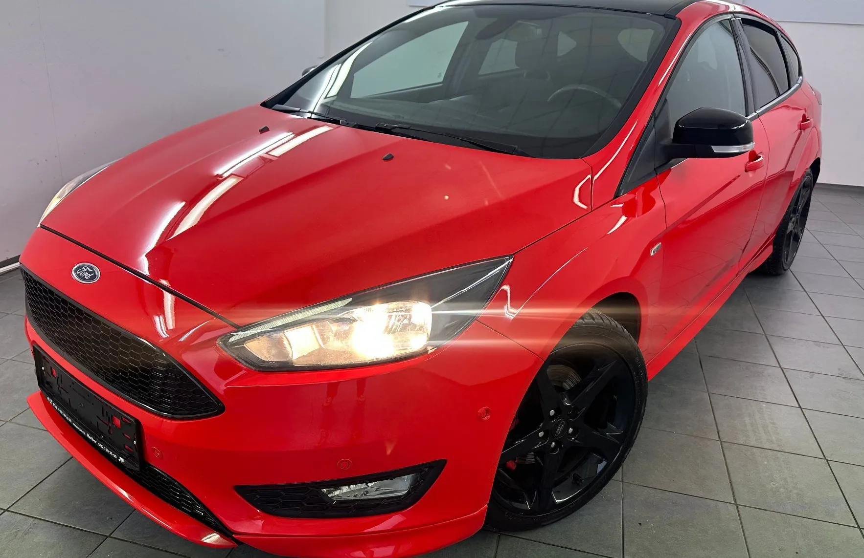 Zunanja slika - Ford Focus - 1.5 EcoBoost Sport 110 KW. - 1