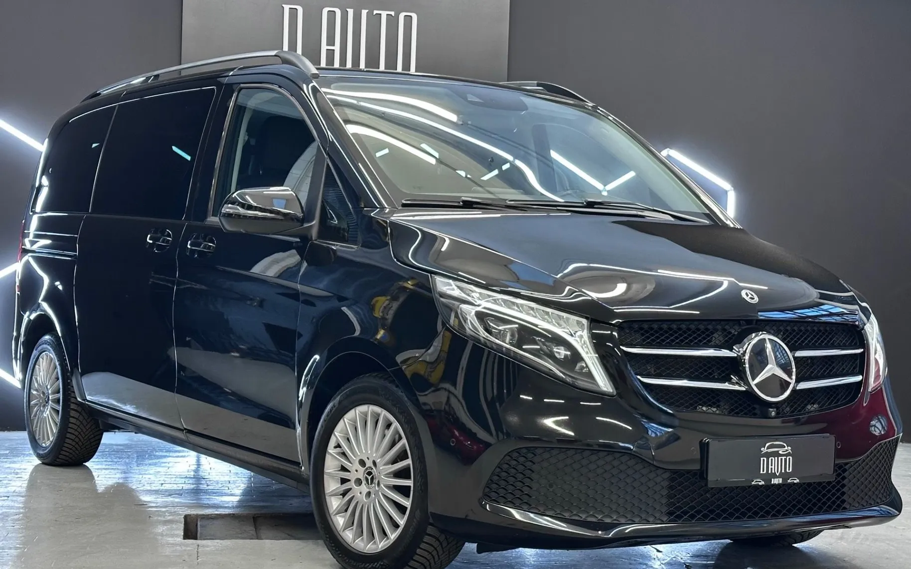 Zunanja slika - Mercedes-Benz V-Razred - V 250 d 140KW+WEBASTO+360KAMERA+BURMESTER+AMBIENT. - 3