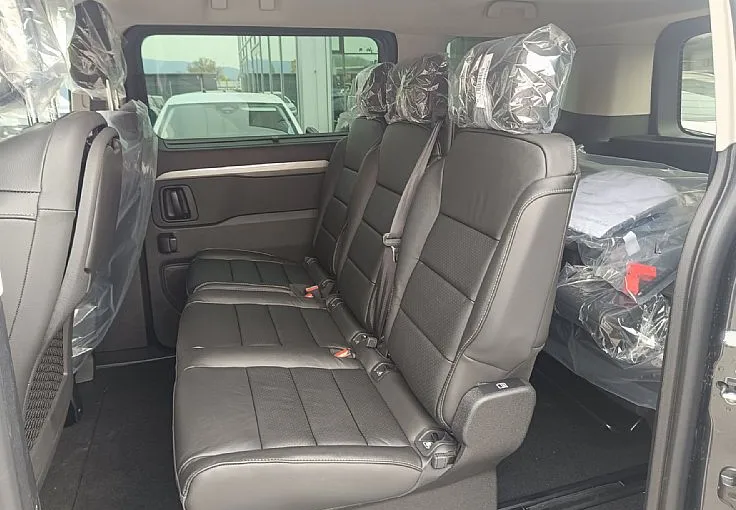 Zunanja slika - Peugeot Traveller - L2 2.2 BlueHDi 180 S S Business Vip Avt.-ACC - 5