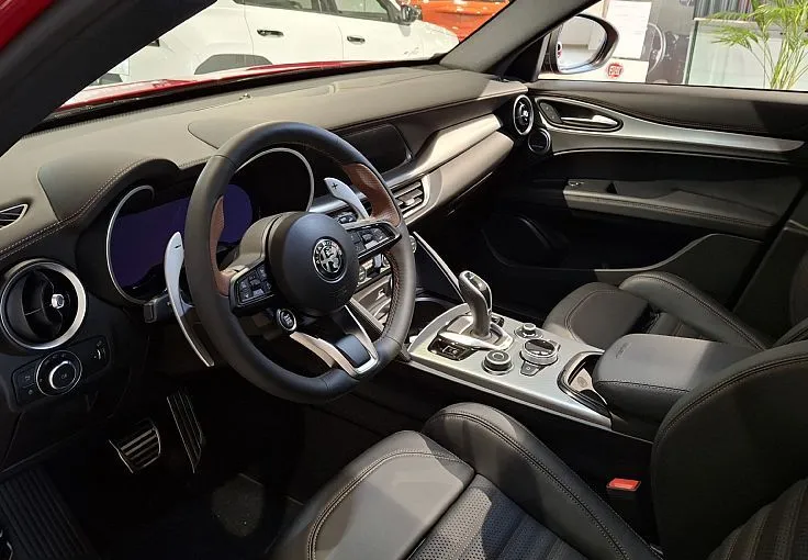 Zunanja slika - Alfa Romeo Stelvio - Intensa 2.0 Turbo 280 Q4 - 7