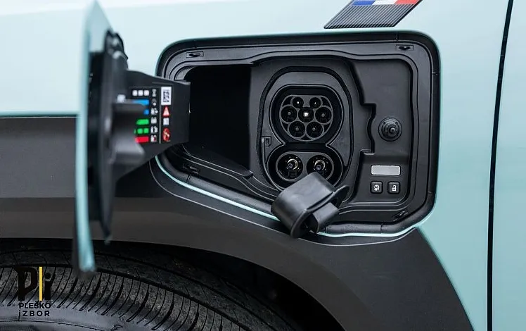 Zunanja slika - Renault 4 E-tech - techno EV52 110kW COMFORT RANGE - 18