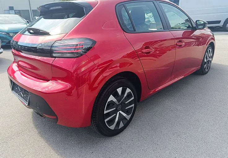 Zunanja slika - Peugeot 208 - 1.2 PureTech 100 S&S Active-NAVI-GRETJE SEDEŽEV - 3