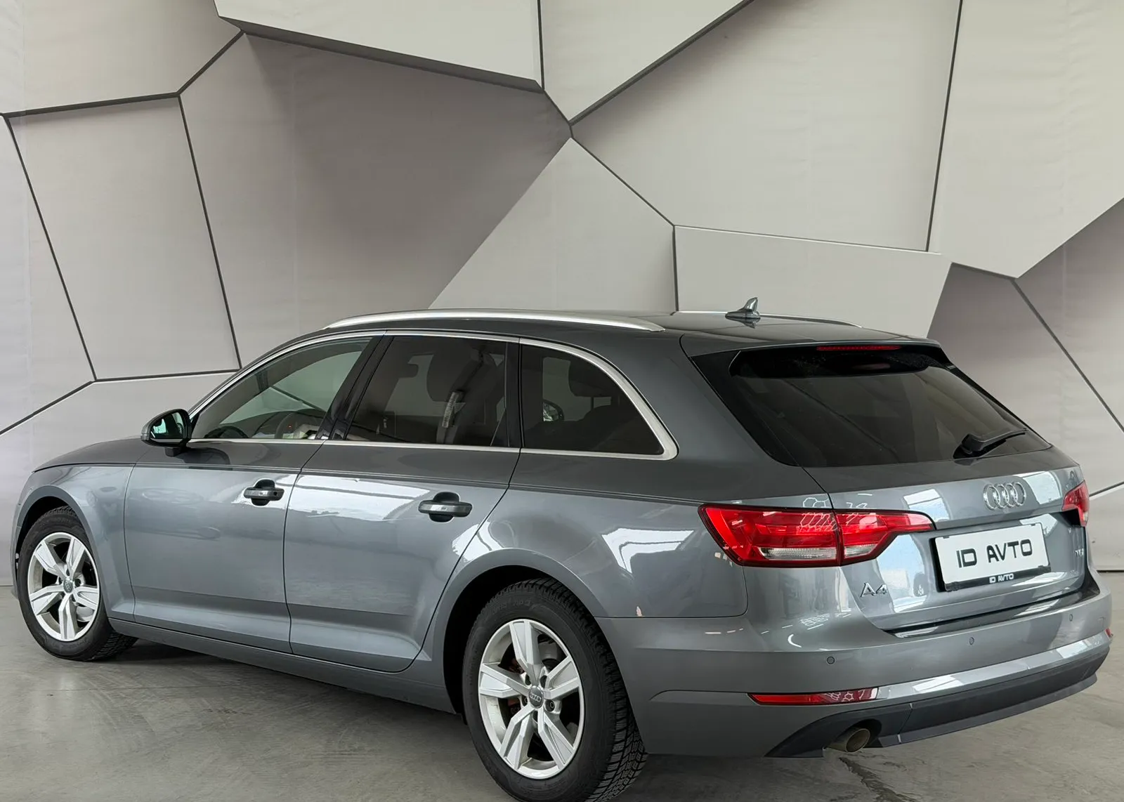 Zunanja slika - Audi A4 - Avant 2,0 TDI (Basis) - 6