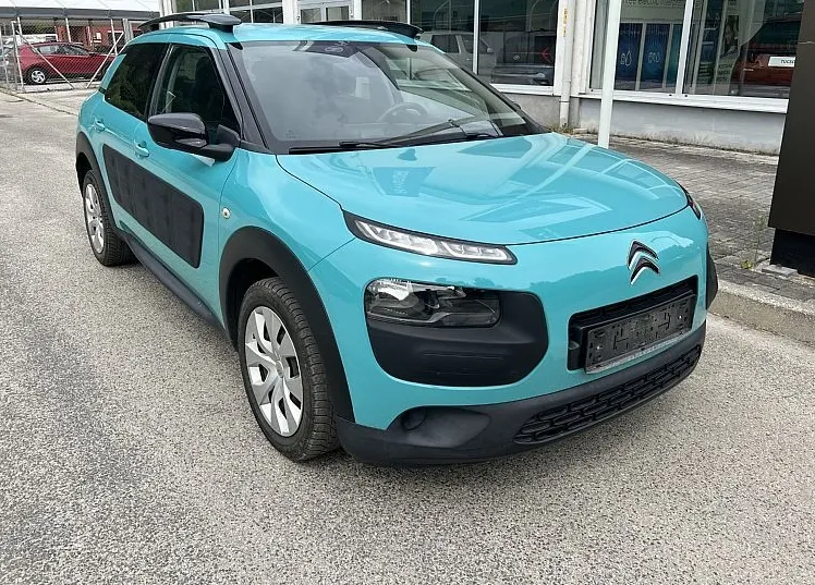 Zunanja slika - Citroën C4 Cactus - 1.2e 82 BVM   1. lastnik    zimske pnevmatike - 1