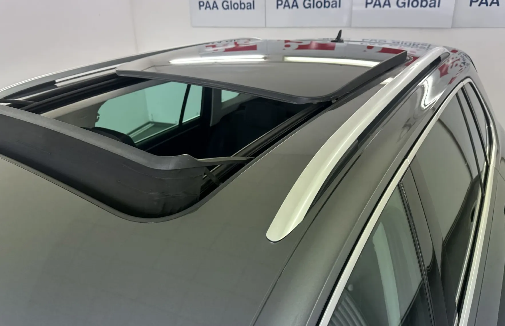 Zunanja slika - Volkswagen Tiguan - 1.5 TSI ACT BMT R-Line DSG.Highline 110kW.KAMERA - 6