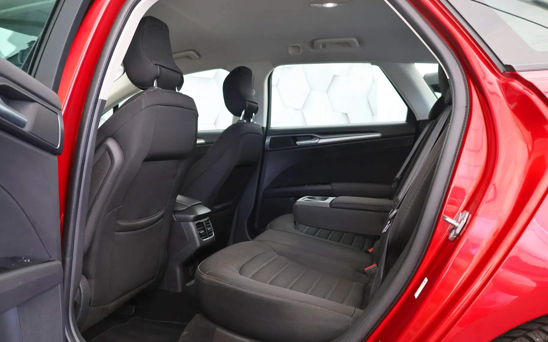 Zunanja slika - Ford Mondeo - SW 1.6 TDCi 116KM Titanium - 10
