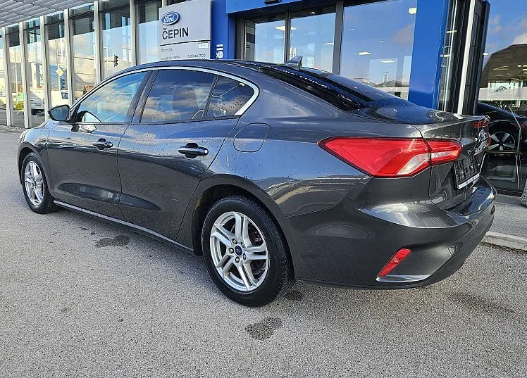 Zunanja slika - Ford Focus - Trend Edition 1.0 EcoBoost 1.last. SLO redni serv. - 8