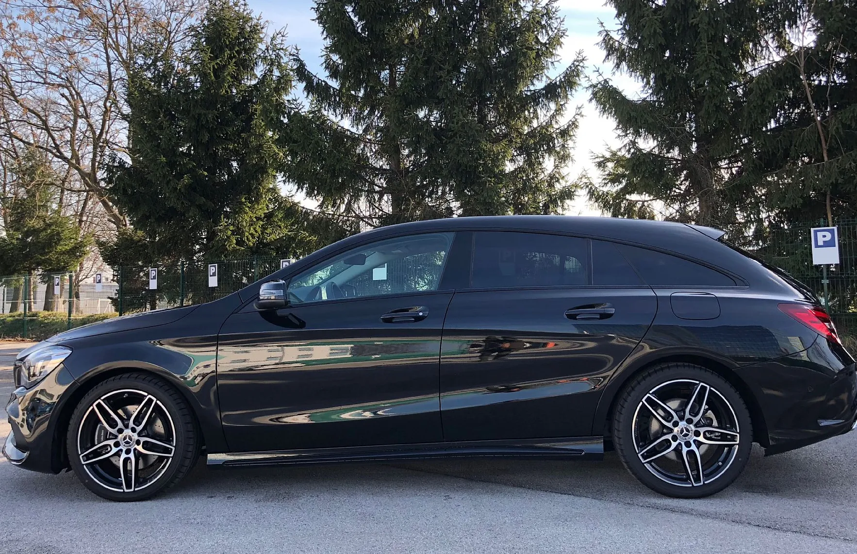 Zunanja slika - Mercedes-Benz CLA-Razred - CLA Shooting Brake 220 d 4M SB Avt. AMG NEPOZABNO DOŽIVETJE - 4