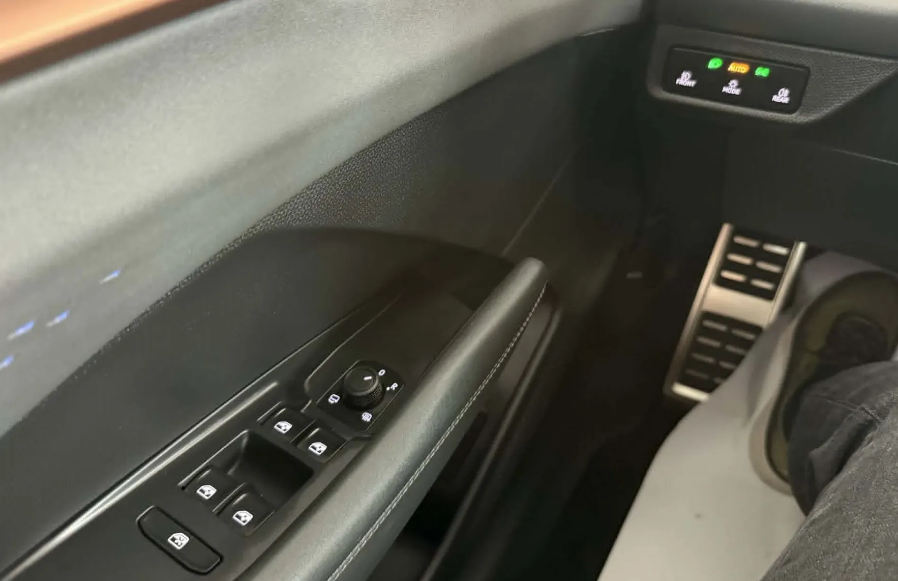 Zunanja slika - Cupra Terramar - 1.5 eTSI DSG.NEMŠKI.KAMERA.LED.NAVI.ACC.GRE.SED - 14